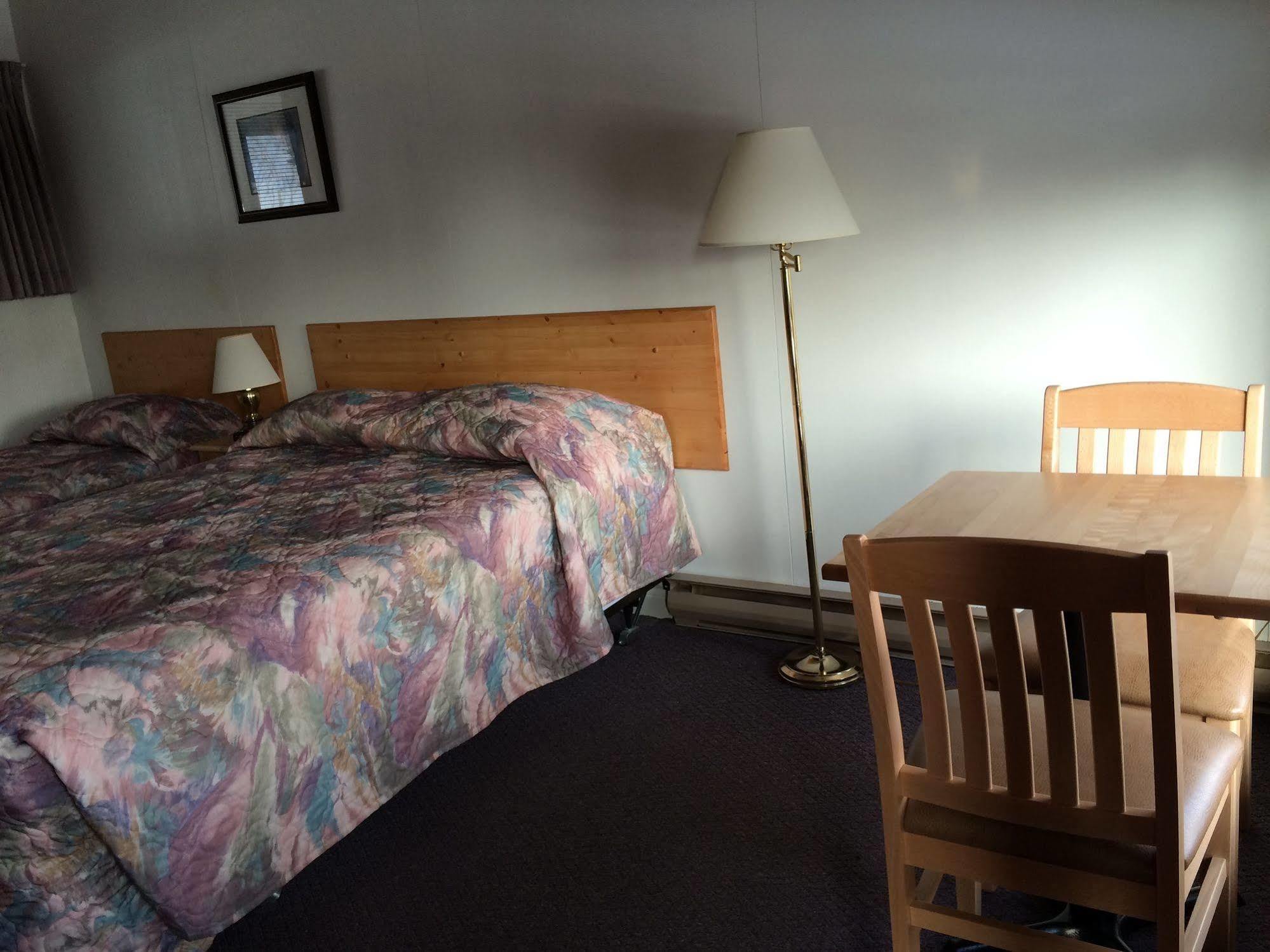 Lakeview Motel Haliburton Εξωτερικό φωτογραφία